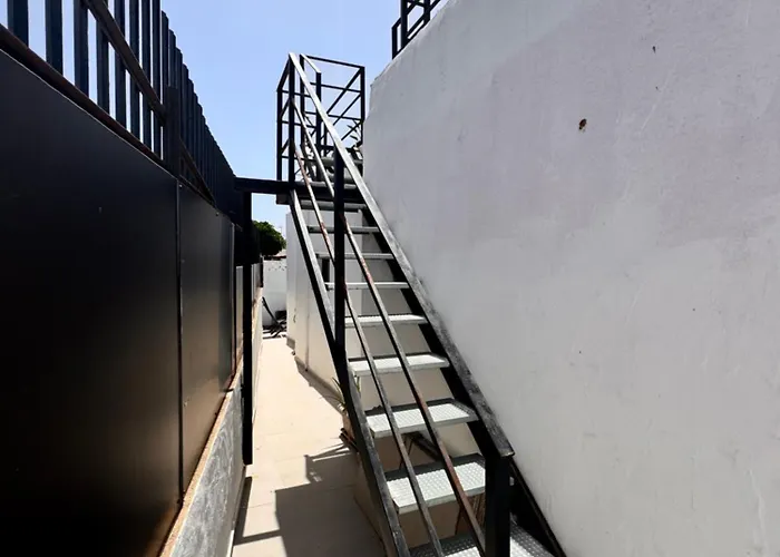 Rainbow Yumbo 3 Maspalomas (Gran Canaria)